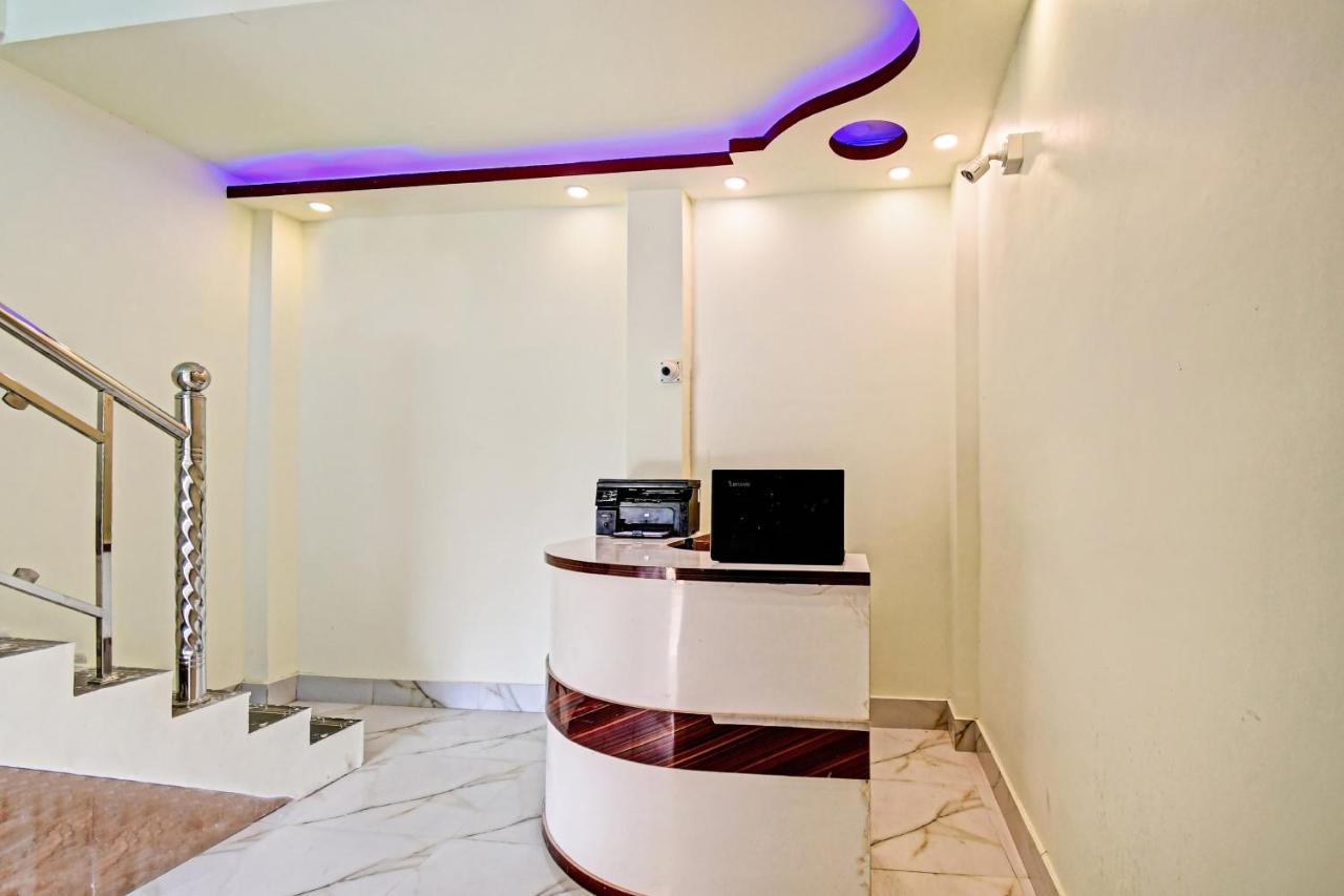 Oyo 86602 Hotel Dream Palace Калькутта Экстерьер фото